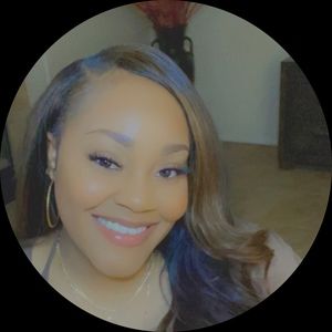 Meet your Posher, Lashawnda